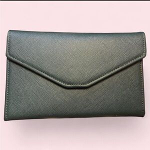Hunter Green Travel Wallet